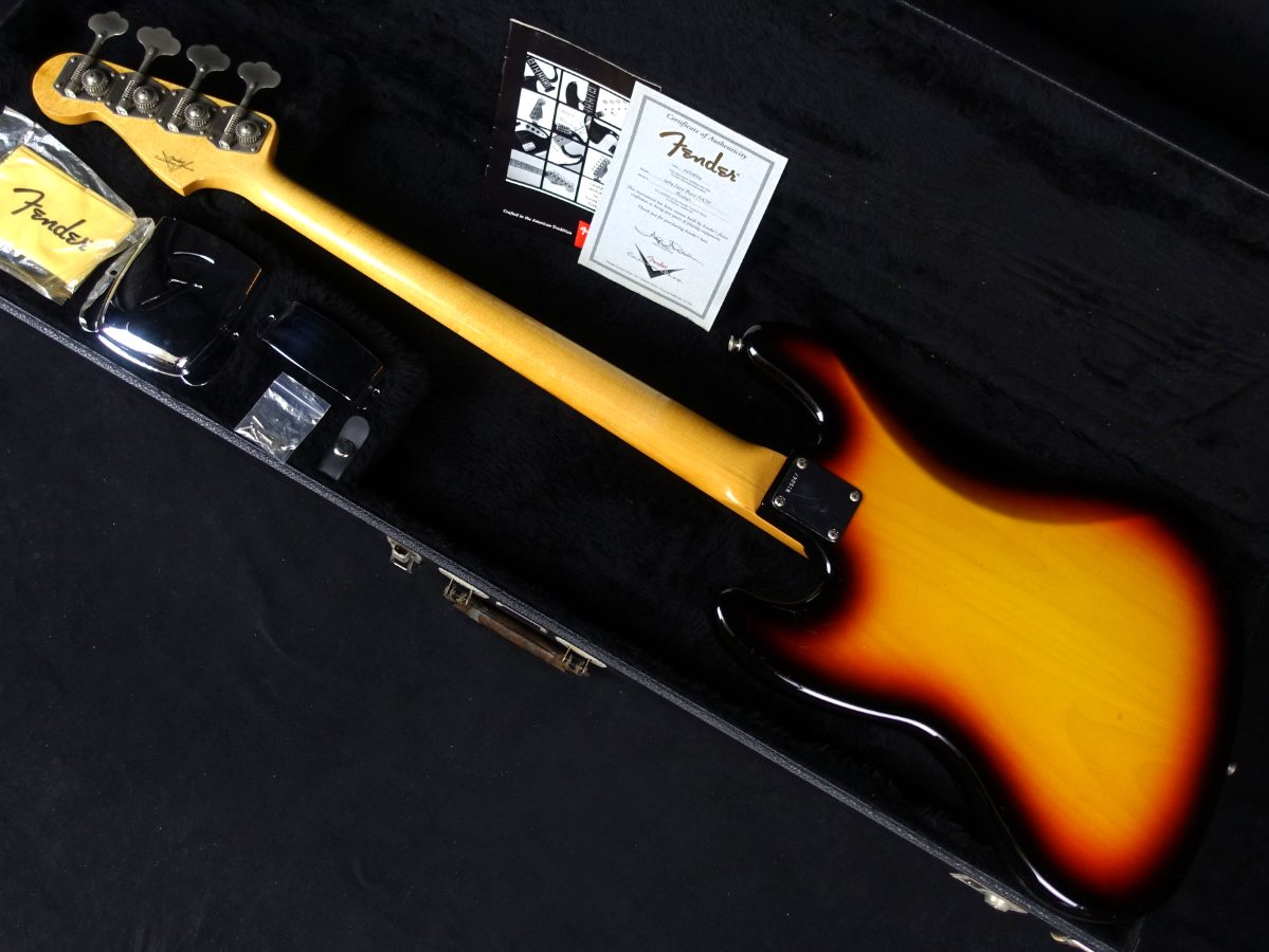 Fender Custom Shop 1964 Jazz Bass NOS 3-Tone Sunburst 2004（中古