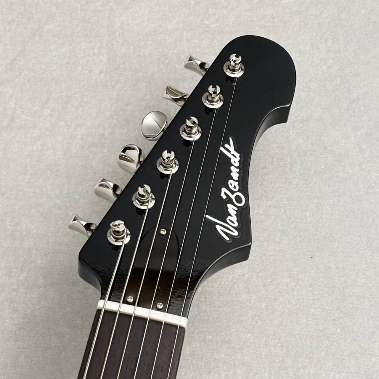 Vanzandt Bronson V ~Black~ #VZ0006 ≒2.70kg【新モデル】（新品