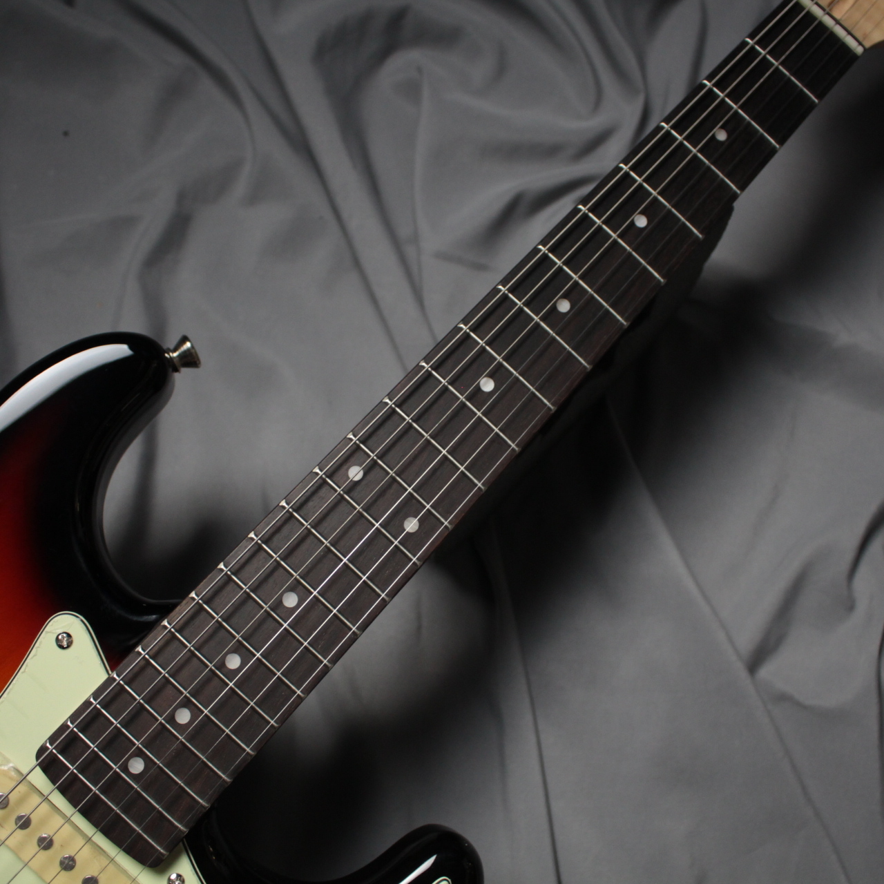 Bacchus SST-Mini 3 Tone Sunburst エレキギター ミニサイズ（新品