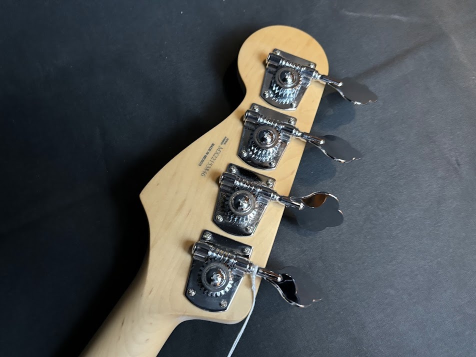 Fender PLAYER JB PF 3TS エレキベース 【現物画像】【3.82kg】（新品