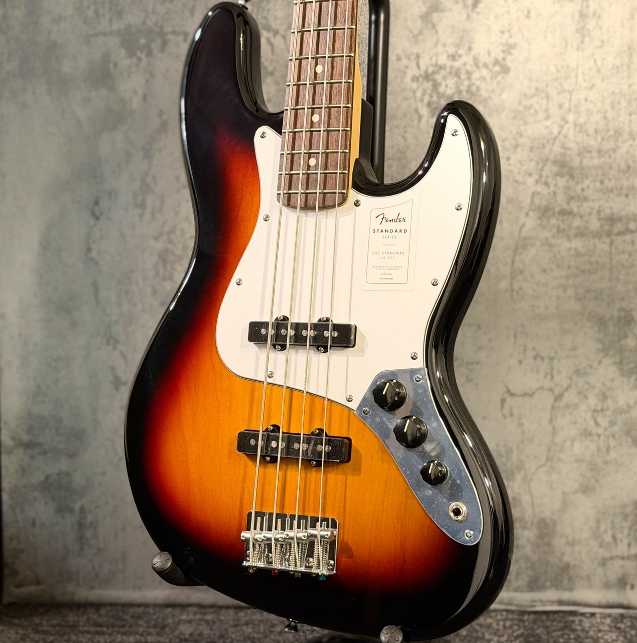 Fender Standard Jazz Bass -3-Color Sunburst- #25000728【4.71kg