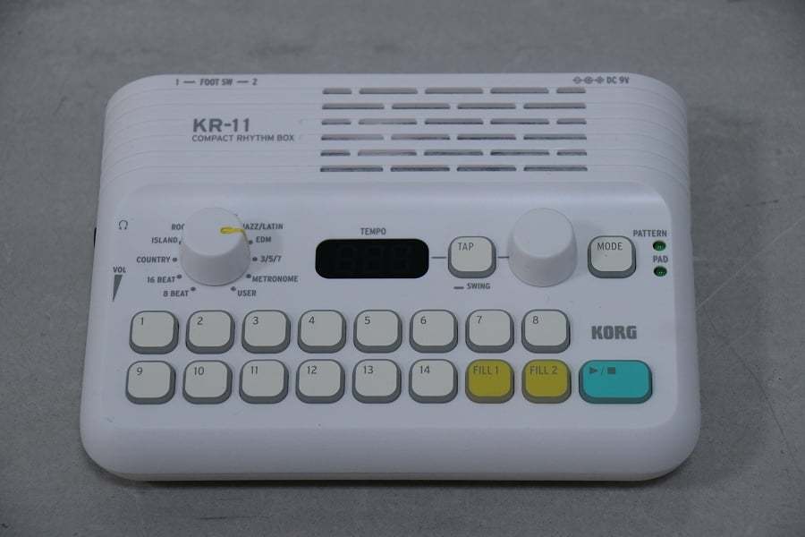 KORG KR-11 リズムシンセ【名古屋栄店】(中古)【楽器検索 KORG KR-11 リズムシンセ【名古屋栄店】(中古)【楽器検索