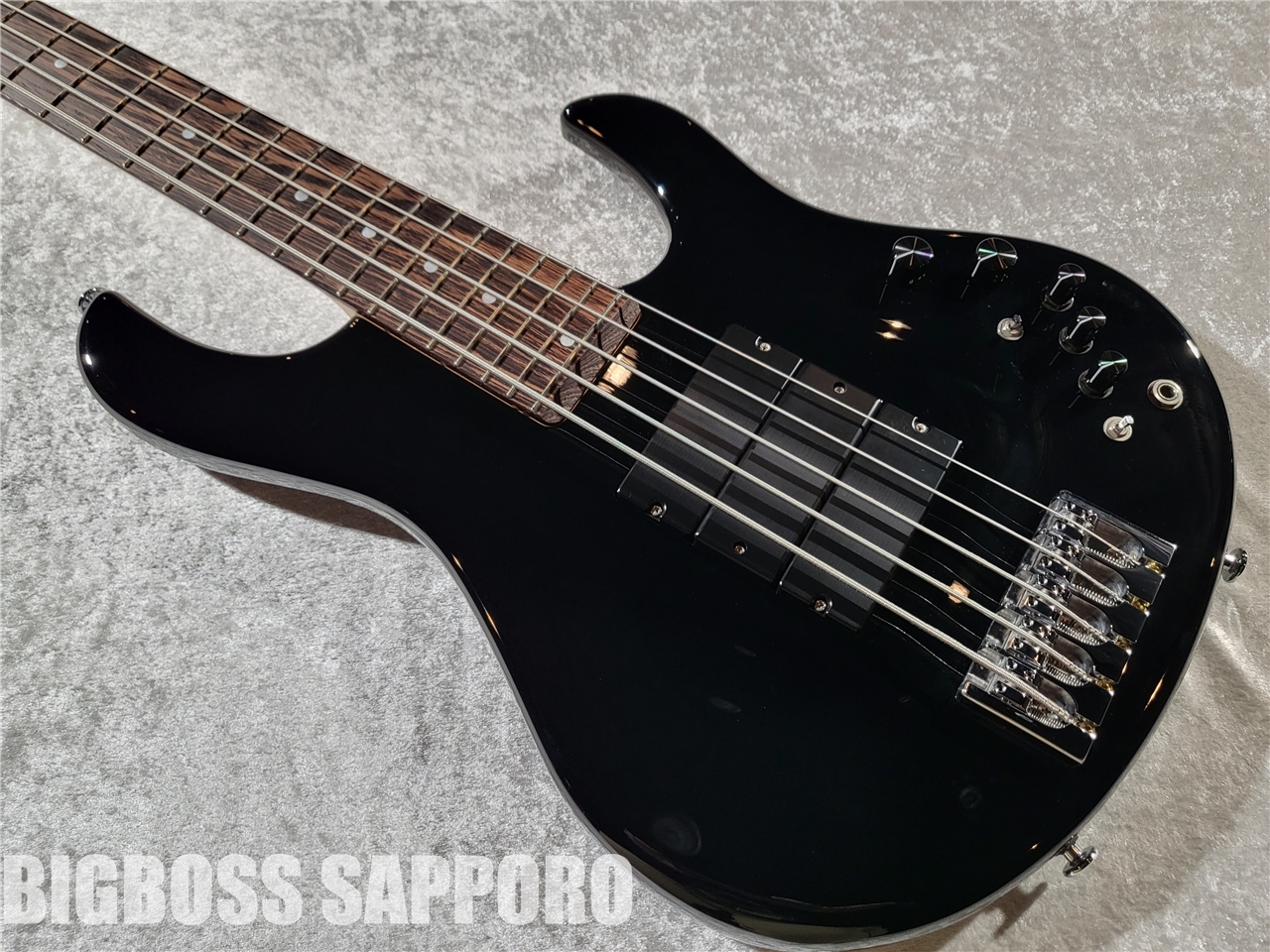 値下げ！ESP(イーエスピー) HALIBUT-ASH 5弦ベース - 大阪府の楽器