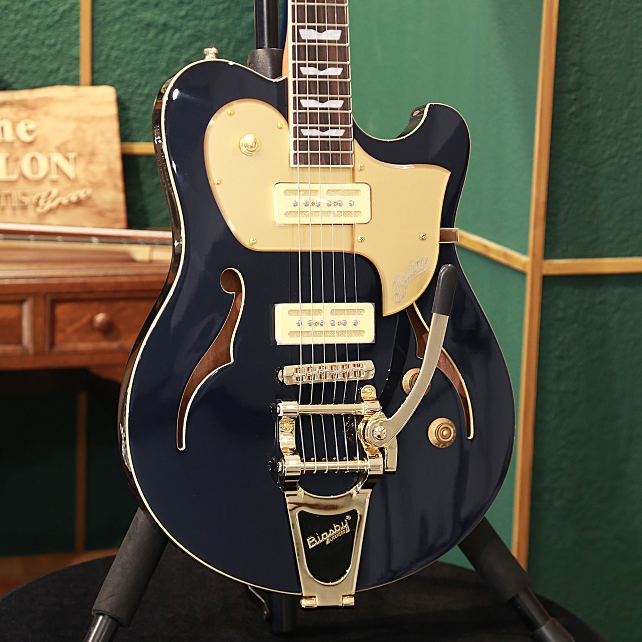 Baum Guitars アウトレットセール Leaper Tone with Tremolo, Deep Sea