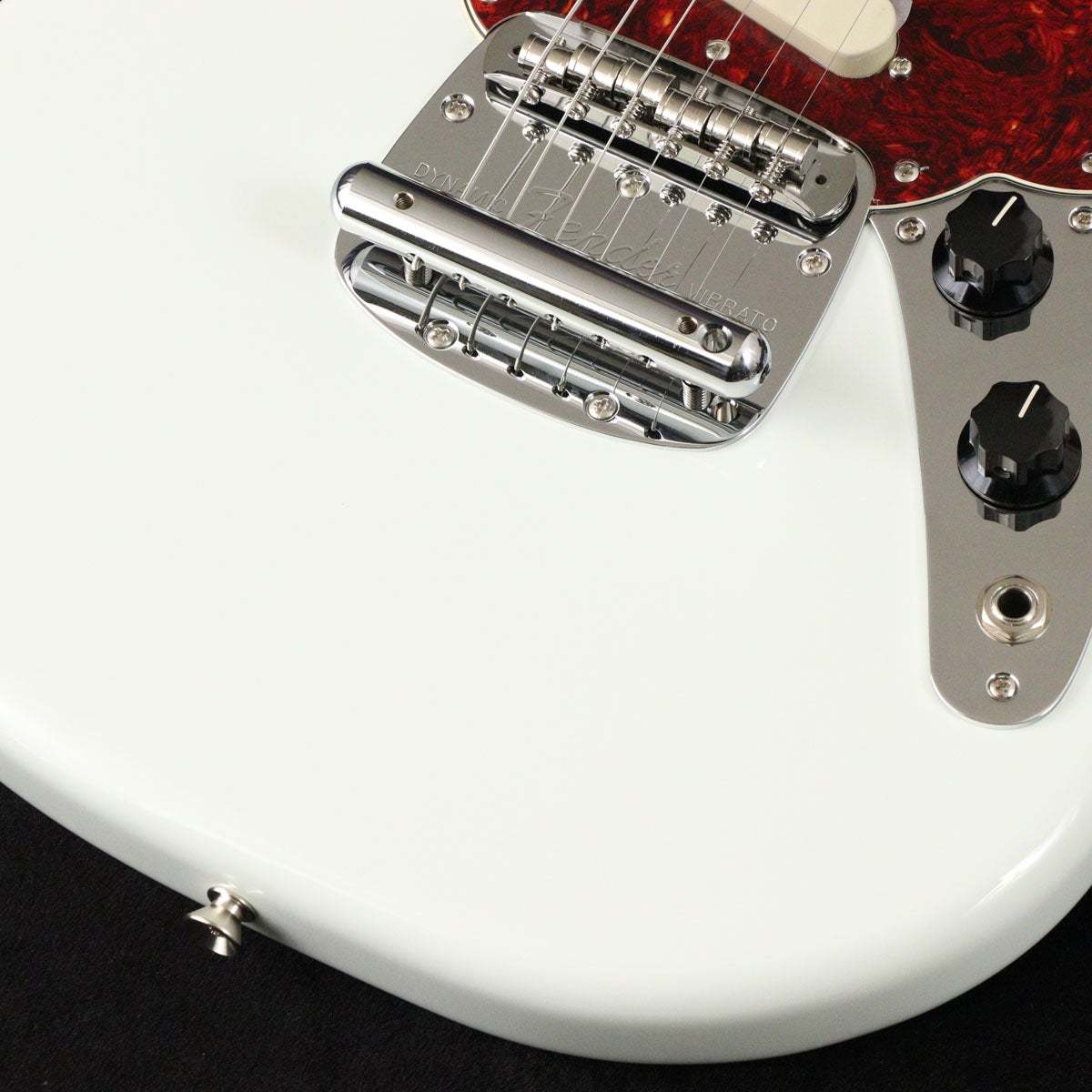 Fender Made in Japan Traditional 60s Mustang Olympic White