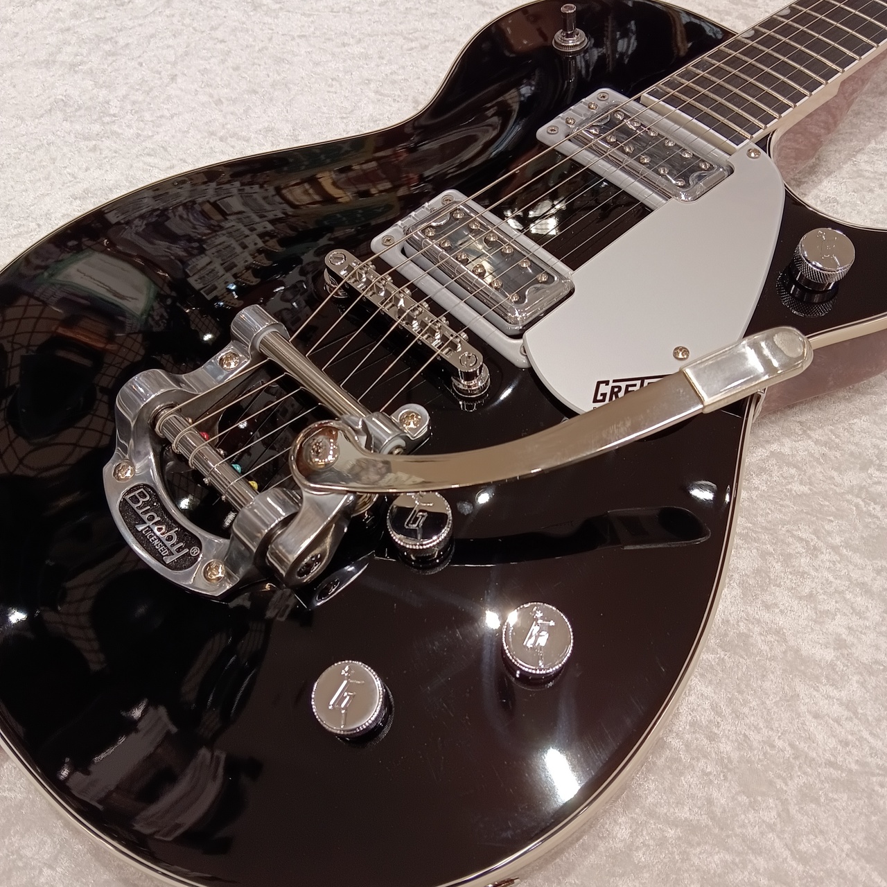 Gretsch G5230T Electromatic Jet FT Single-Cut with Bigsby / Black