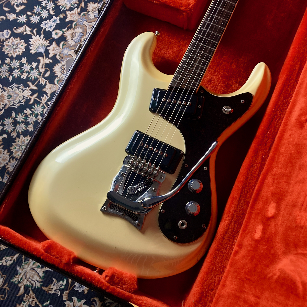 Mosrite The Ventures Model MARK-I 1965 / Fillmore / Pearl White