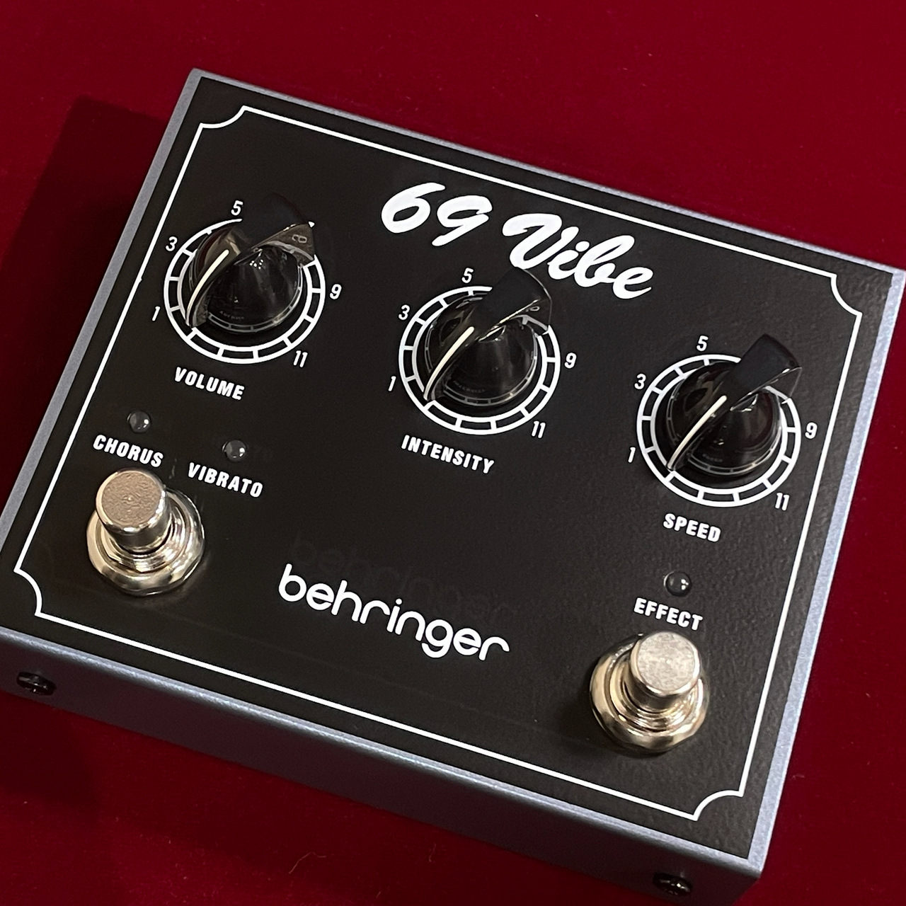 behringer 69 Vibe ギターエフェクター エフェクター BEHRINGER 69 VIBE ビブラート コーラス ギター
