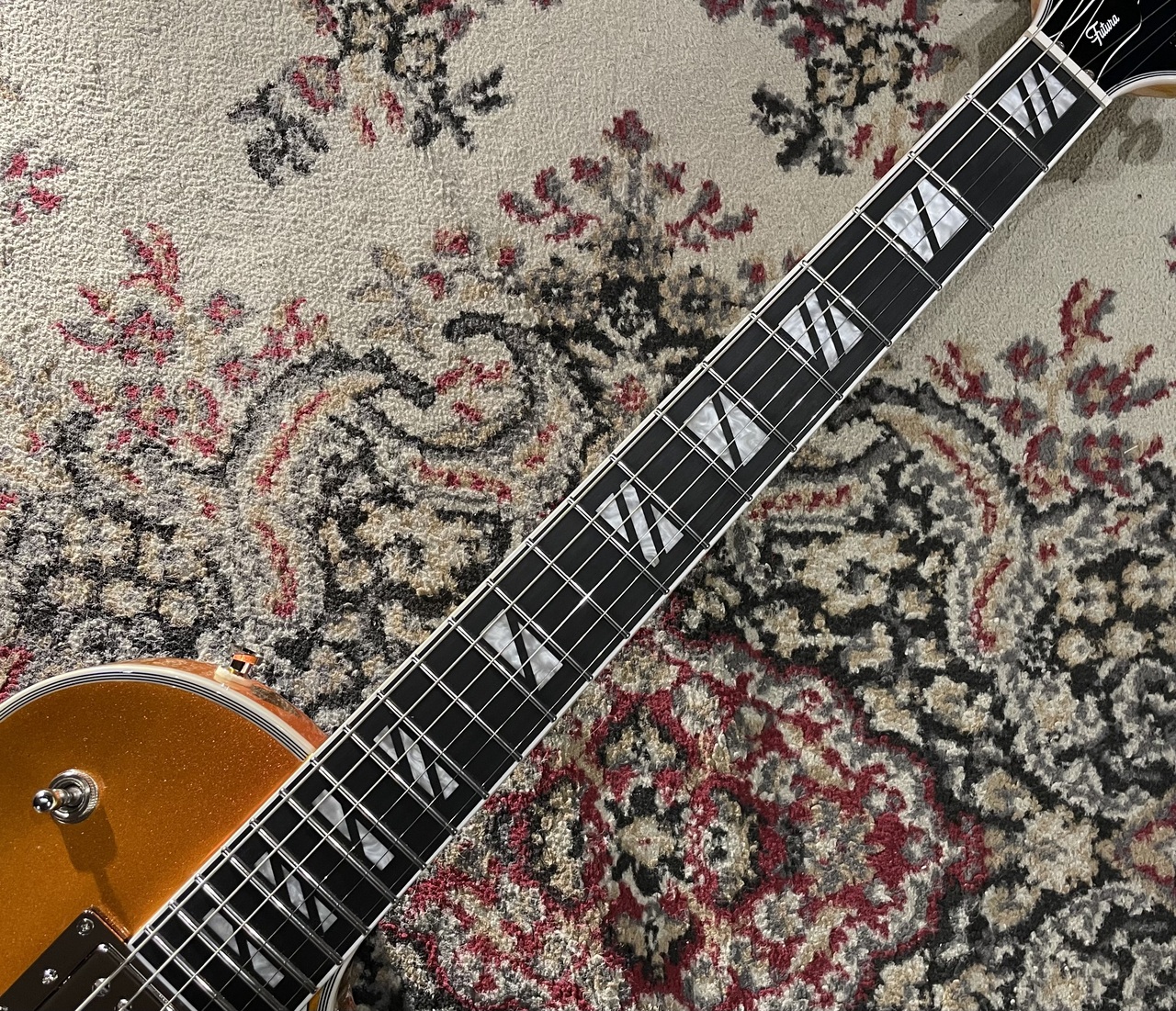 Epiphone 【圧巻の新製品】Futura Les Paul Custom, Firestorm Shift