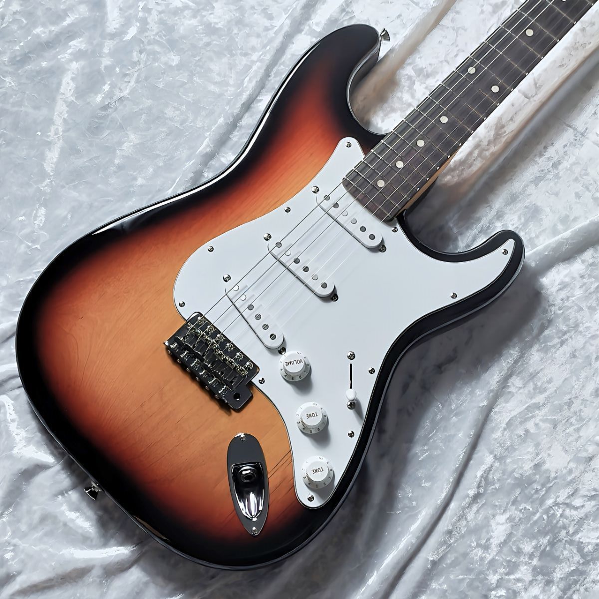 HISTORY HST-Standard 3TS 3Tone Sunburst ハムバッカー切替可能