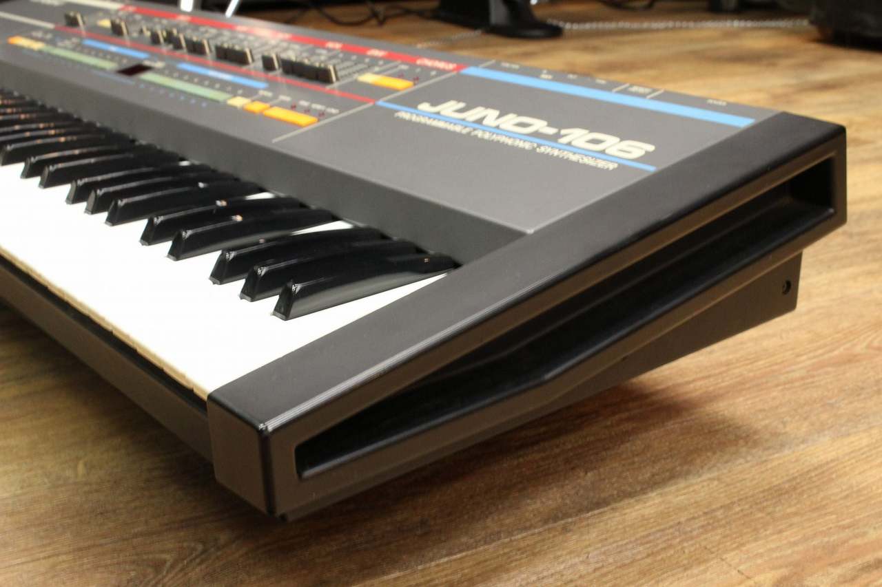 Roland JUNO-106 【Vintage】 【キーボードマート新宿】【新宿店