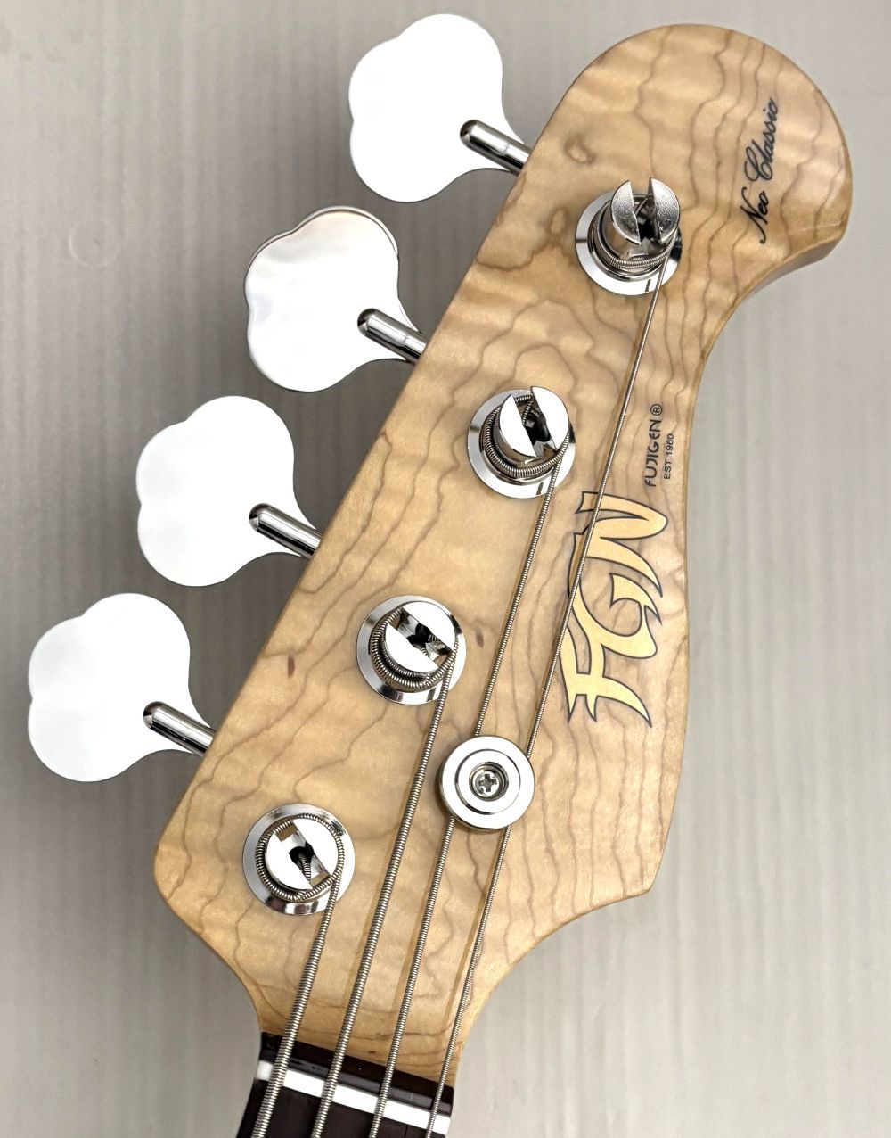 FGN SNST-101 ストラトにP-90を搭載した異色の限定モデル！良好