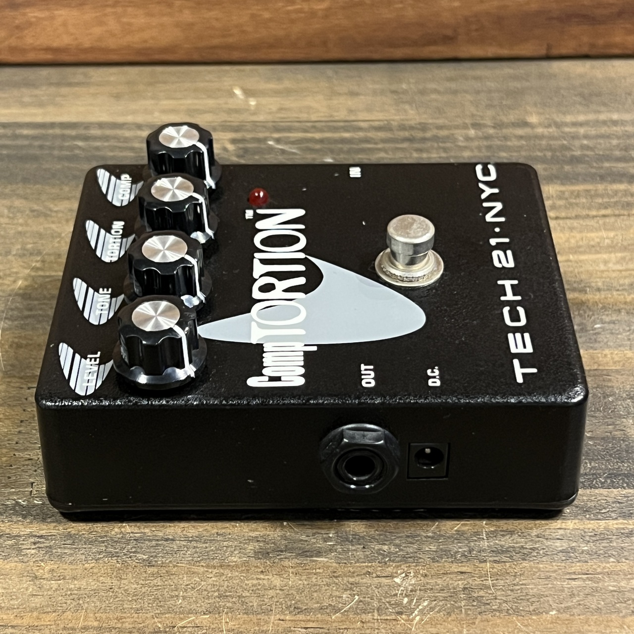 TECH 21 CompTORTION ベースエフェクター TECH21 CompTORTION（中古）【楽器検索デジマート】
