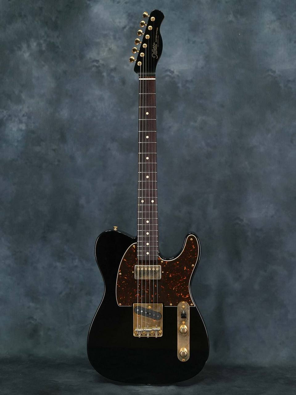 Xotic XTC-2 Black Light Aged Master Grade Roasted Flame Maple Neck
