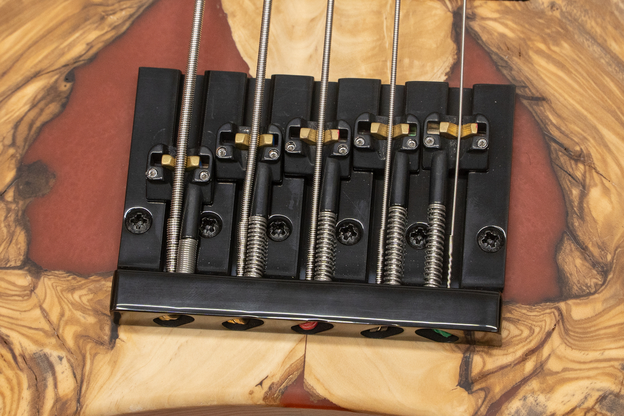 MB RB KILIMANJARO F1 5 OLIV カタログ外モデル　希少 MB RB KILIMANJARO F1 5 OLIV | Markbass