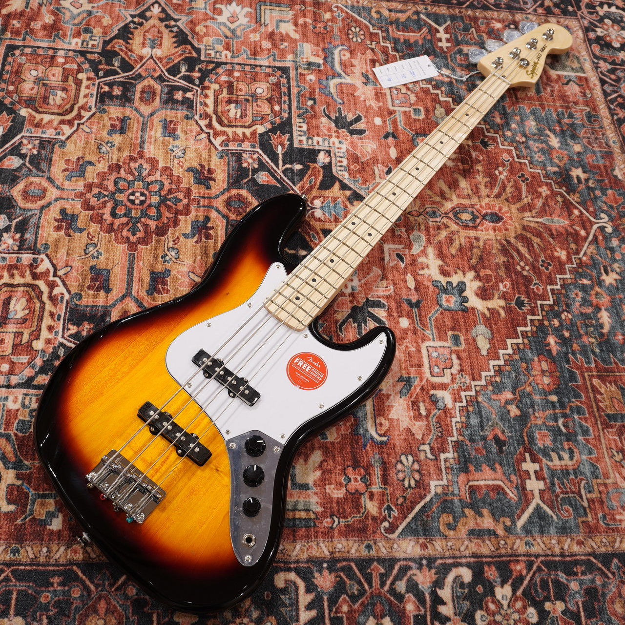 Squier by Fender Affinity Series Jazz Bass 3-Color Sunburst