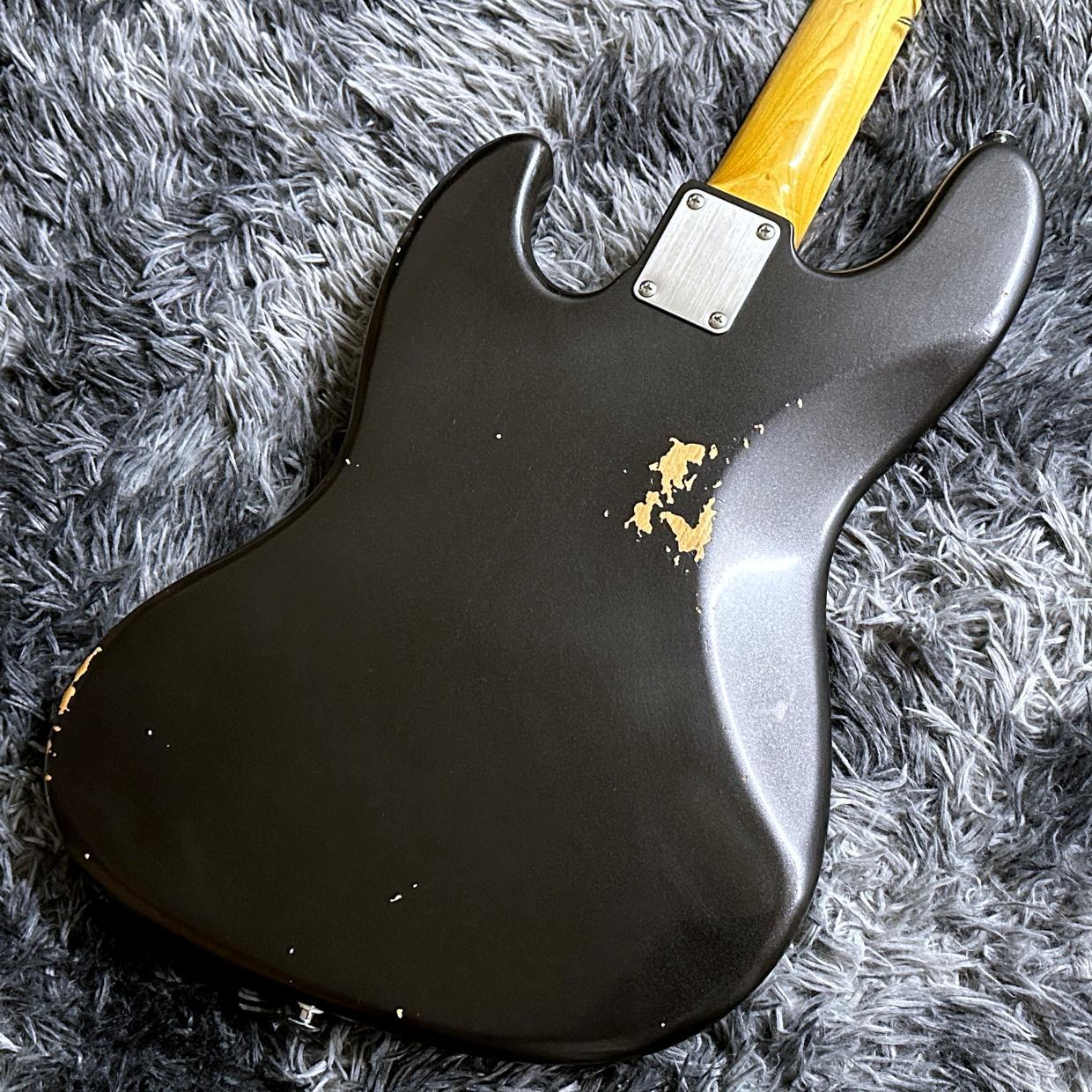 Black Smoker Trad Master Series BETA-J4 Charcoal Frost Metallic