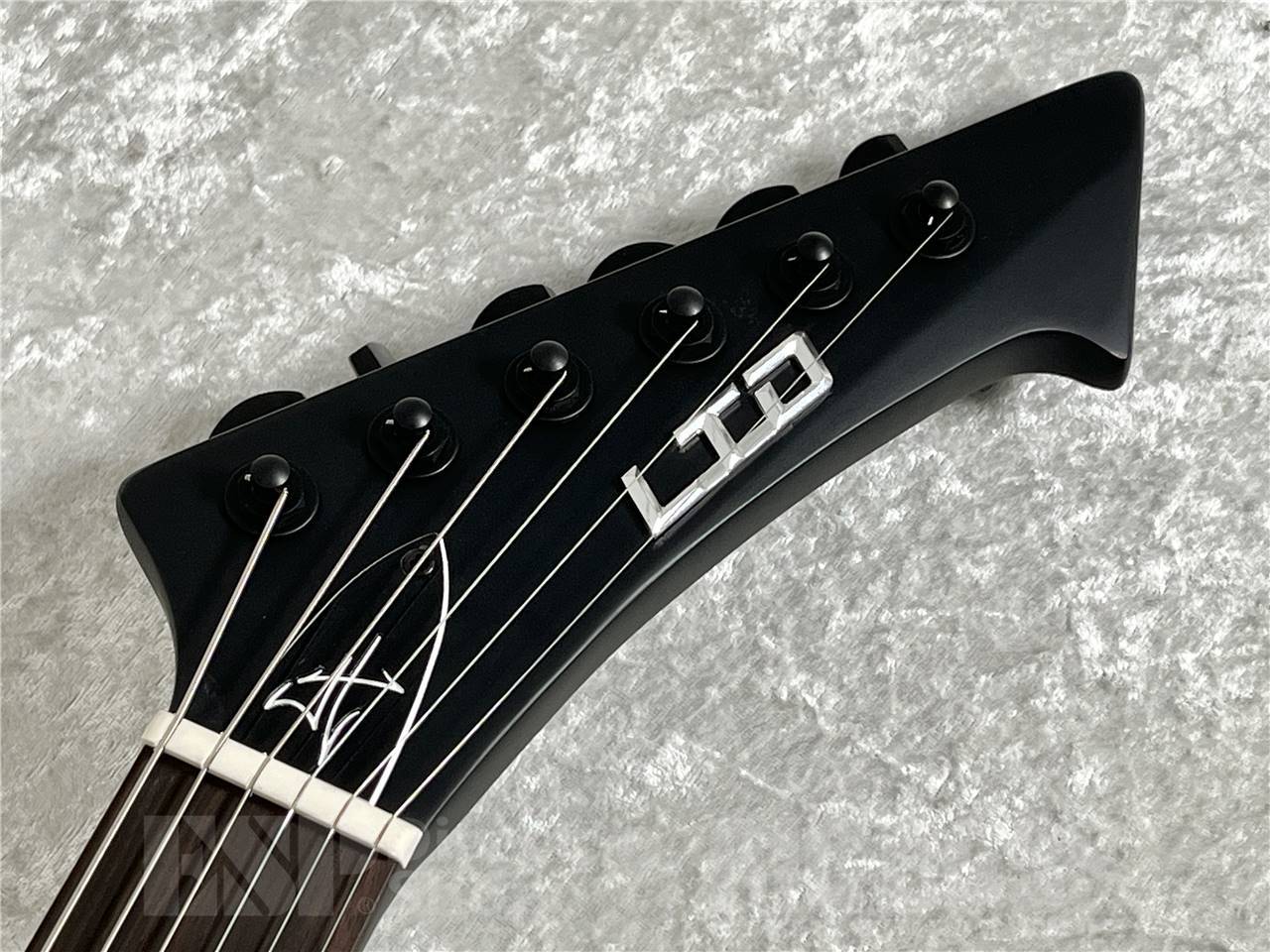 LTD SNAKEBYTE Black Satin (METALLICA/James Hetfieldモデル)（新品