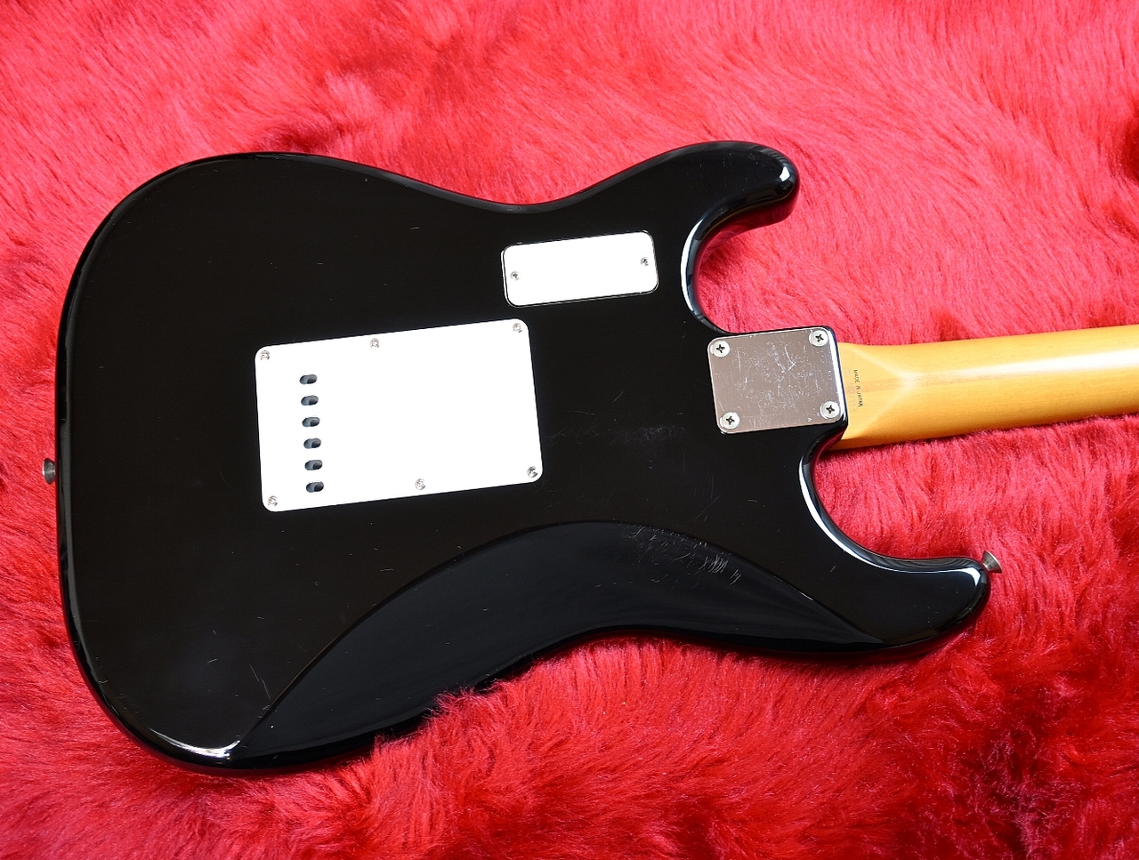 Fender Japan ST57-770 LS BLACK（中古）【楽器検索デジマート】
