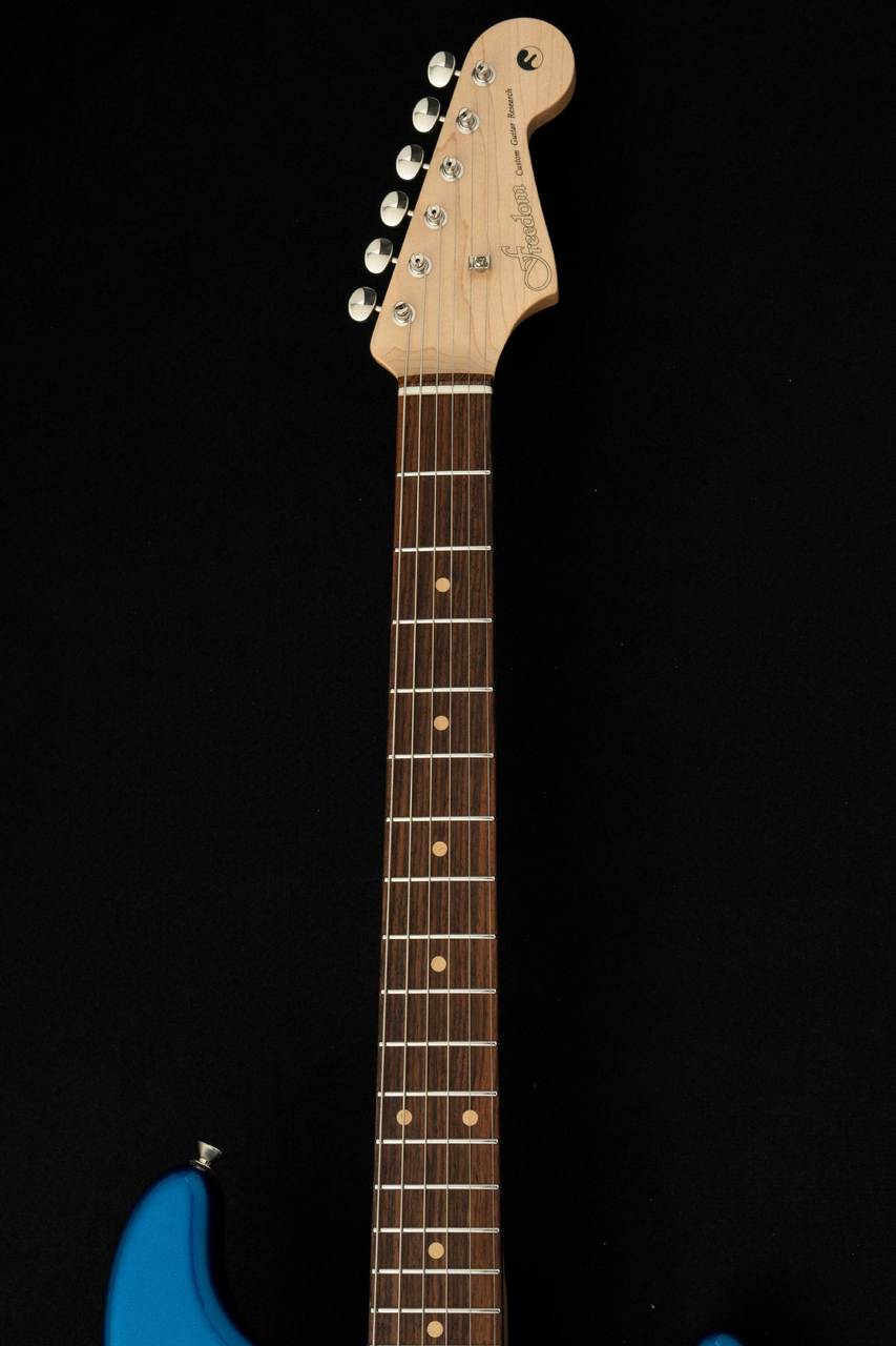 ギター Freedom Custom Guitar Research ST 120.jpg