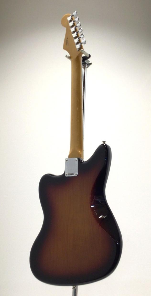 Fender Kurt Cobain Jaguar, Rosewood Fingerboard / 3-Color Sunburst