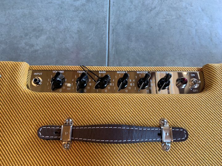 Fender Blues Junior Lacquered Tweed（新品）【楽器検索デジマート】