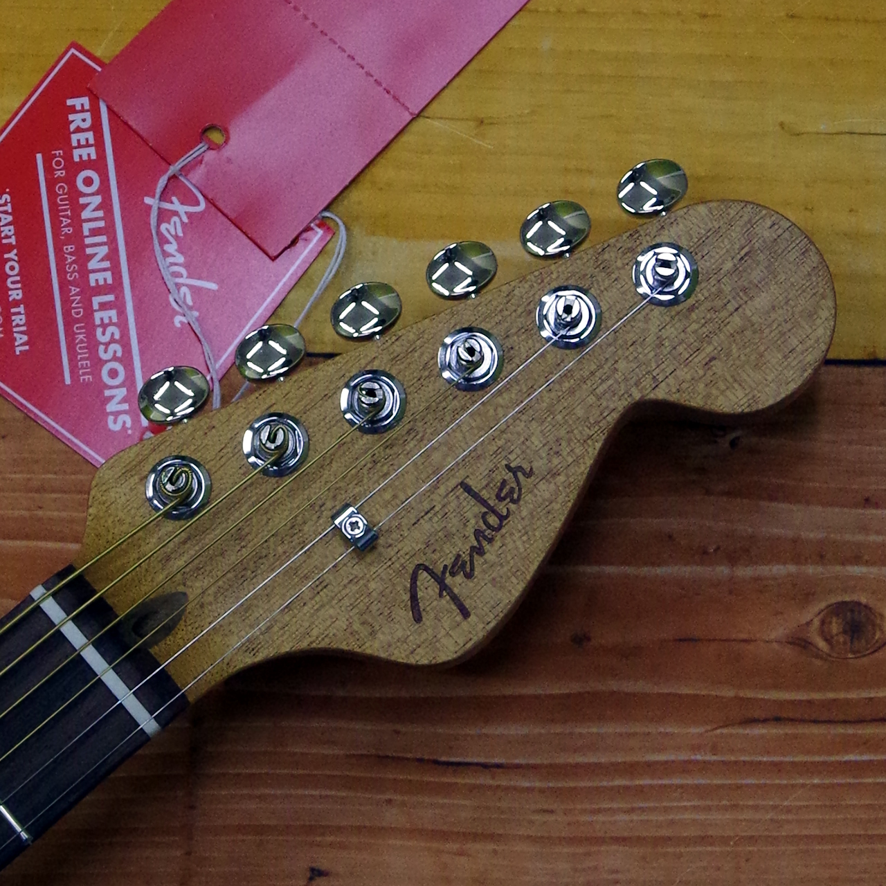 【期間限定セール】Fender Highway Series Parlor Fender Highway Series Parlor Natural エレアコギター 薄型