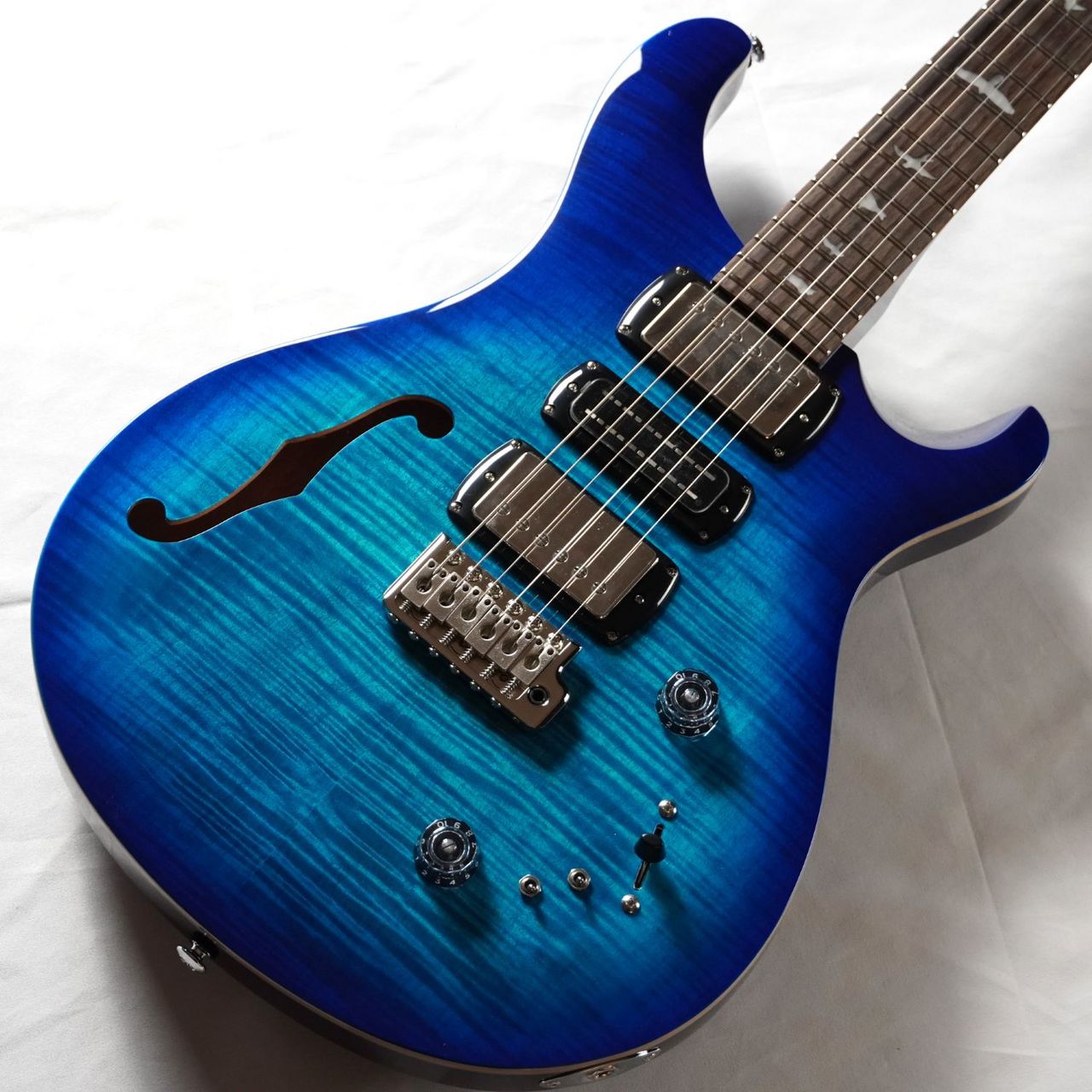 PRS SE （本体のみ） Amazon.com: PRS Guitars 6 弦SE 沼澤灰特殊電吉他,鳶尾藍附
