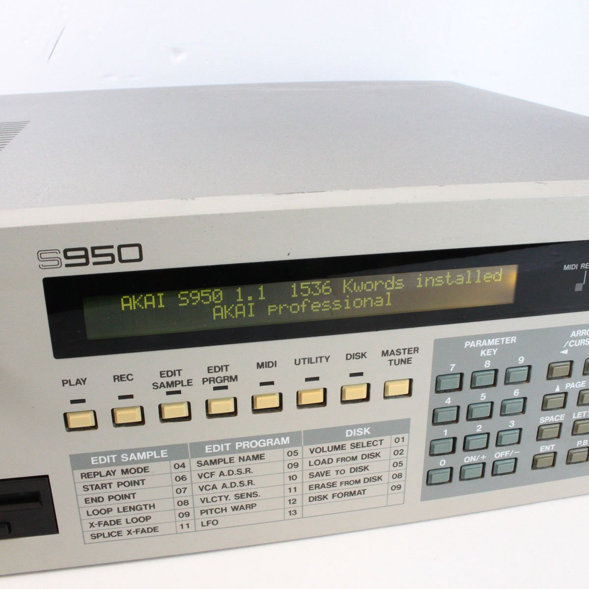 AKAI S950 【渋谷店】（中古/送料無料）【楽器検索デジマート】