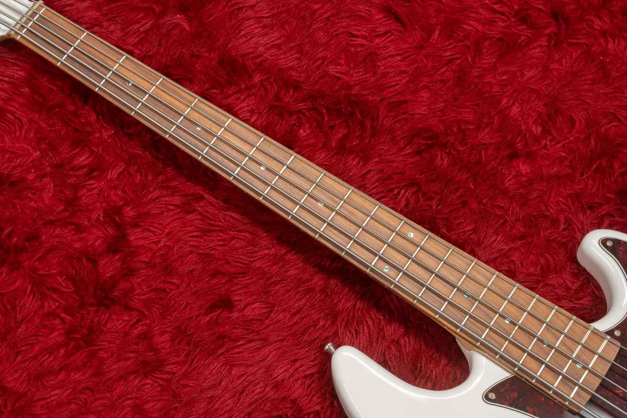 Electric Bass Guitar Torillo Chantico FCV 5st White Color