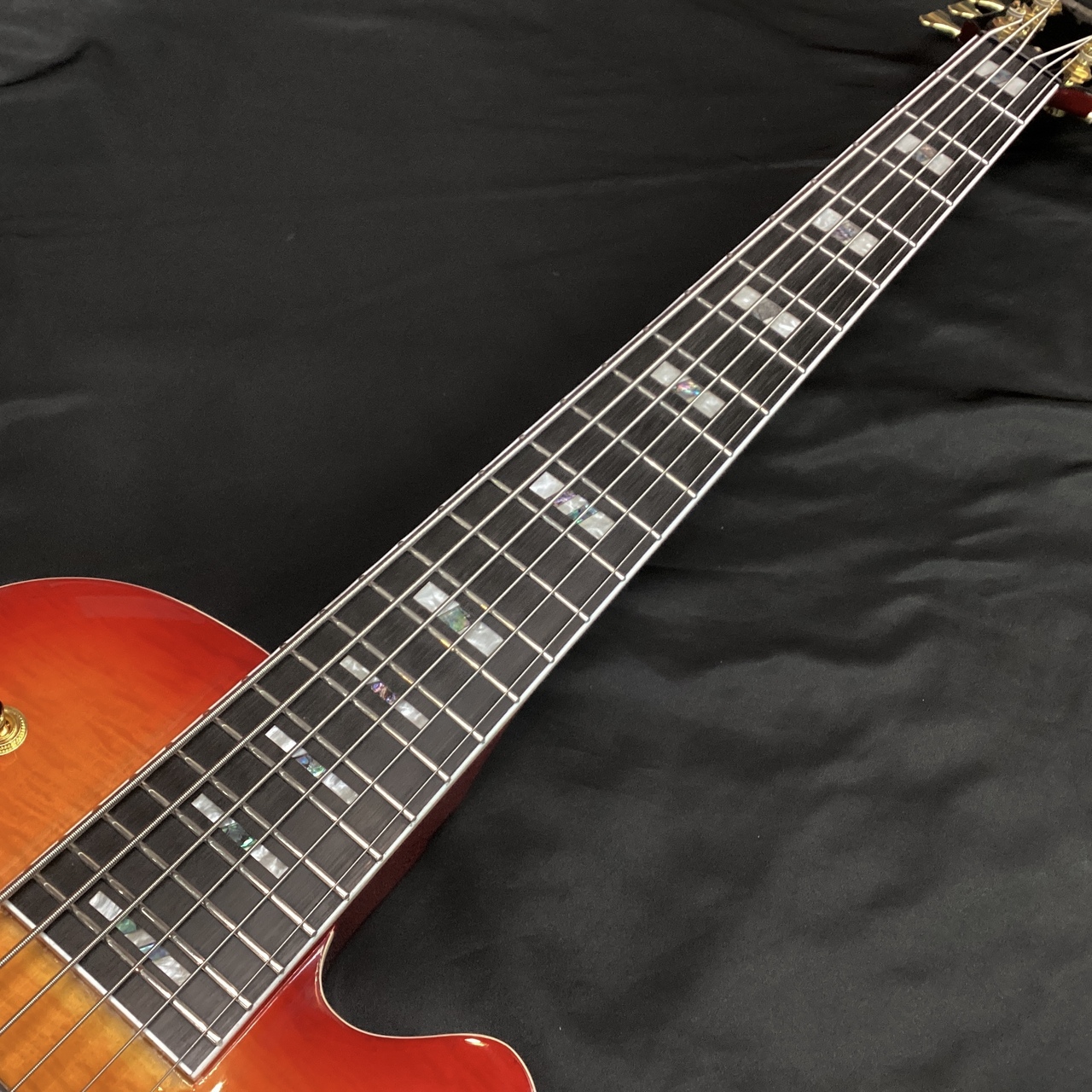 Katamalazoo KN6/Sunburst (6弦ベース アクティヴ セミホロウ)（新品