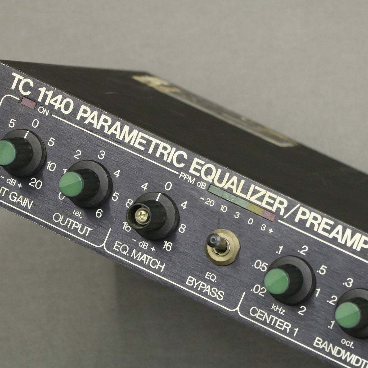 tc electronic TC1140 Parametric Equalizer/Preampfier 【御茶ノ水
