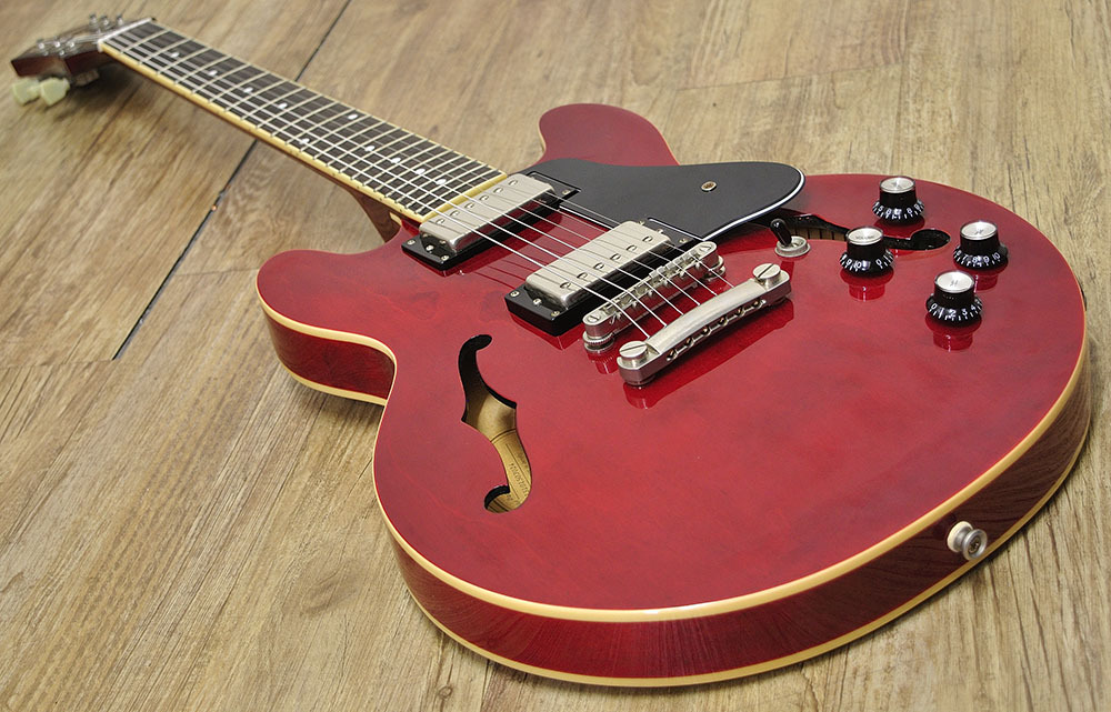 中古エピフォンエレキギター ES-339pro　チェリー 純正ハードケース 中古エピフォンエレキギター ES-339pro チェリー 純正ハード