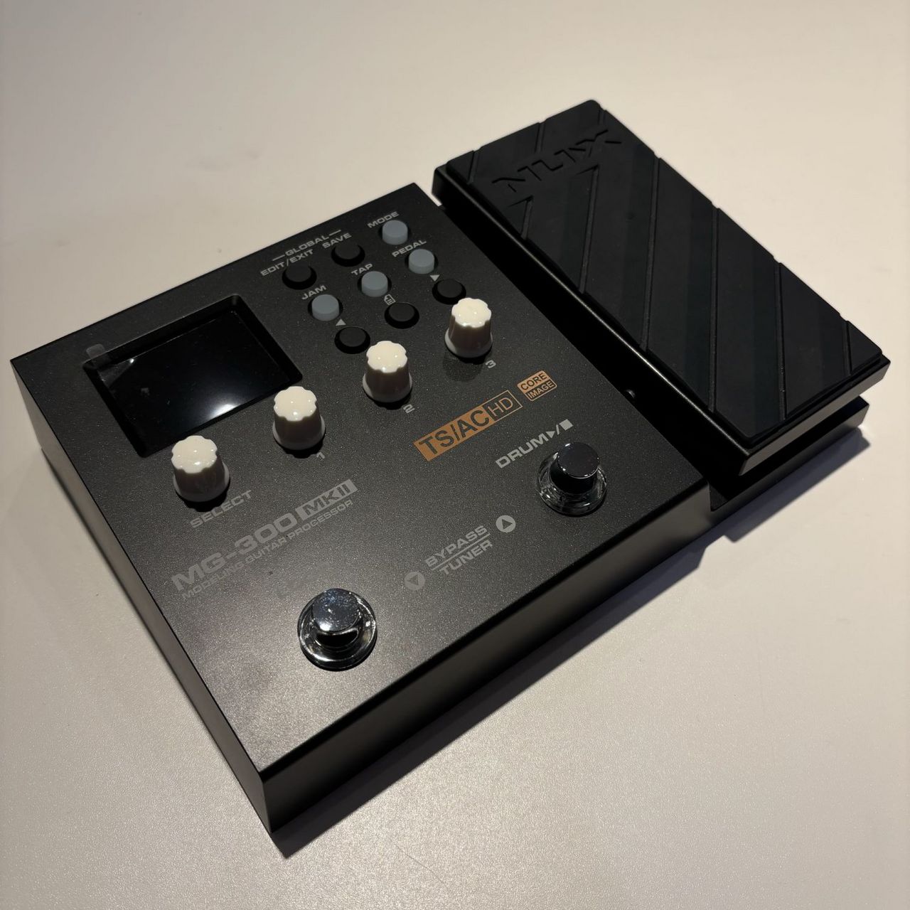 送料無料 NUX マルチエフェクター MG-300 Modeling Guitar Processor
