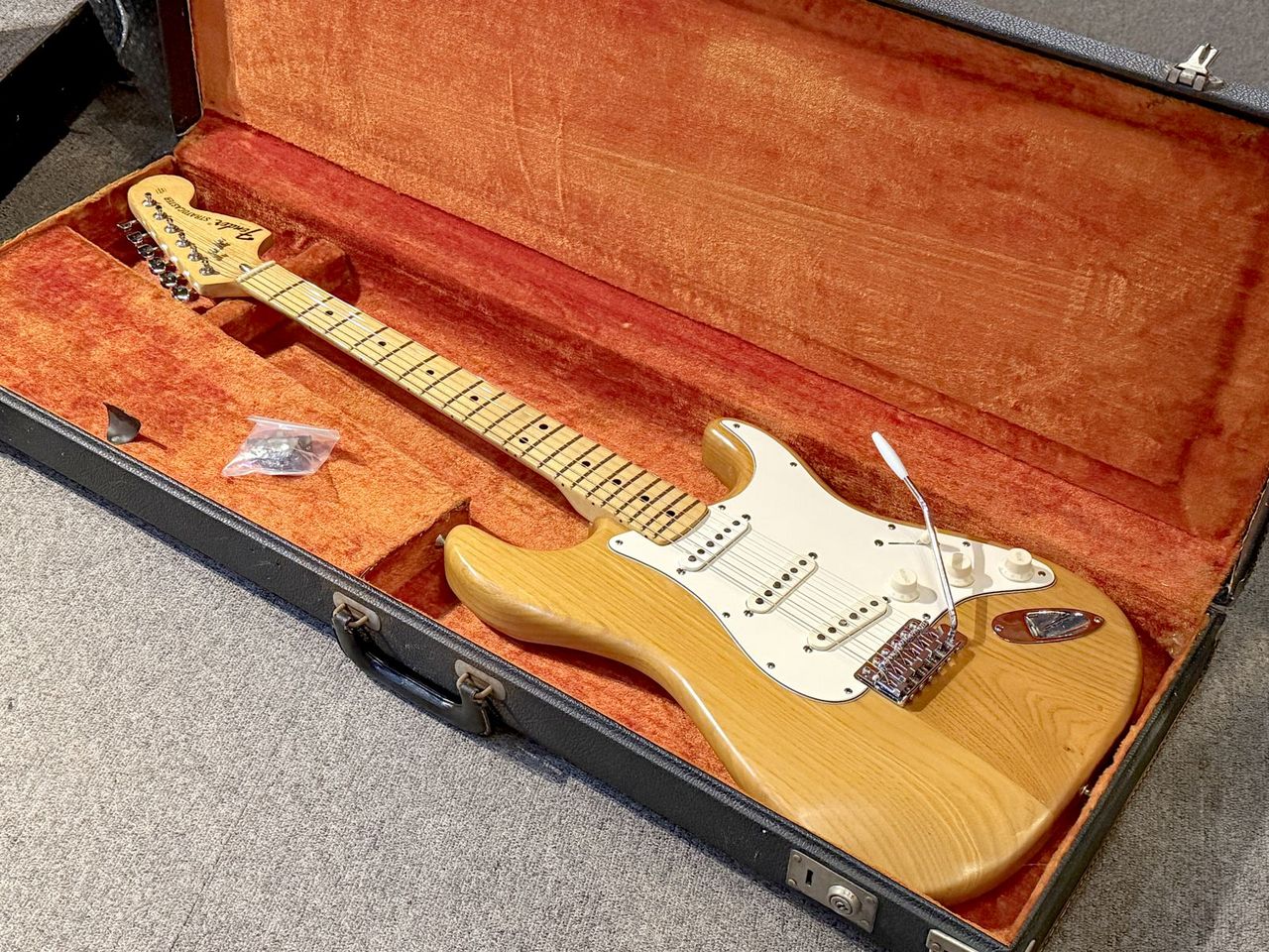 Fender Stratocaster Natural 1973（ビンテージ）【楽器検索デジマート】