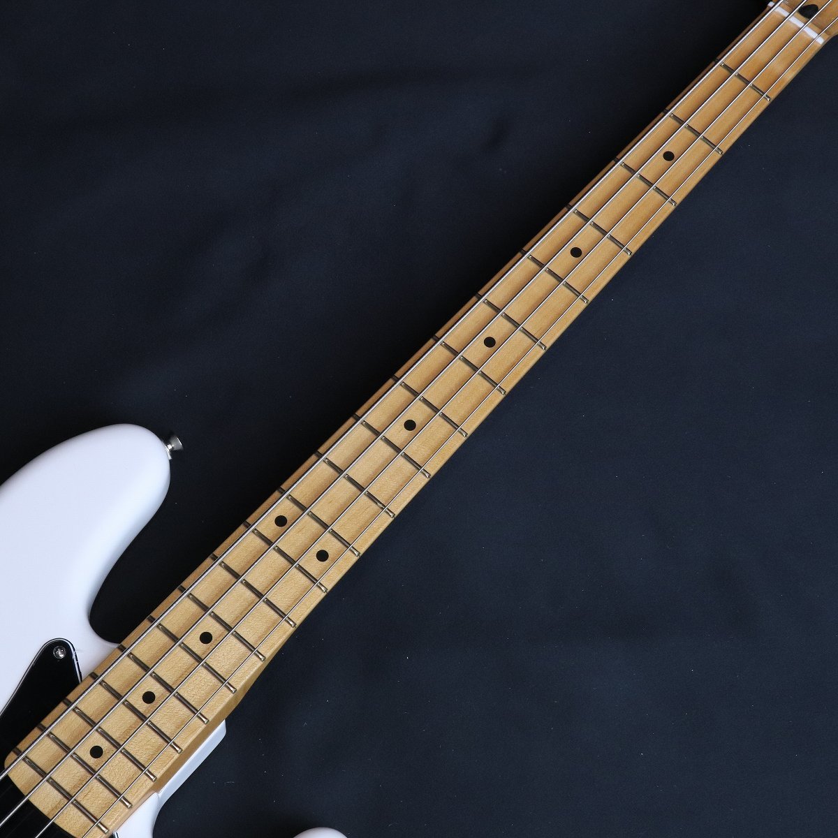 Fender Player II Jazz Bass Maple Fingerboard Polar White 【S/N