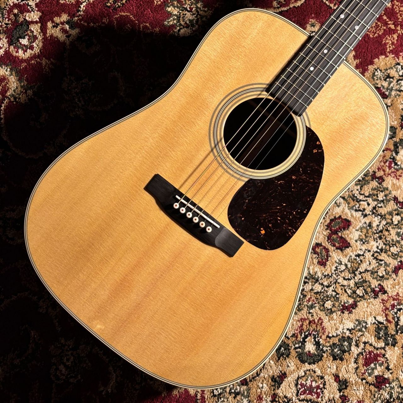 Martin D28 シリアルナンバー入り木製プレートです。 マーティンのシリアル番号と製造年｜大阪・豊中の質屋マルカ