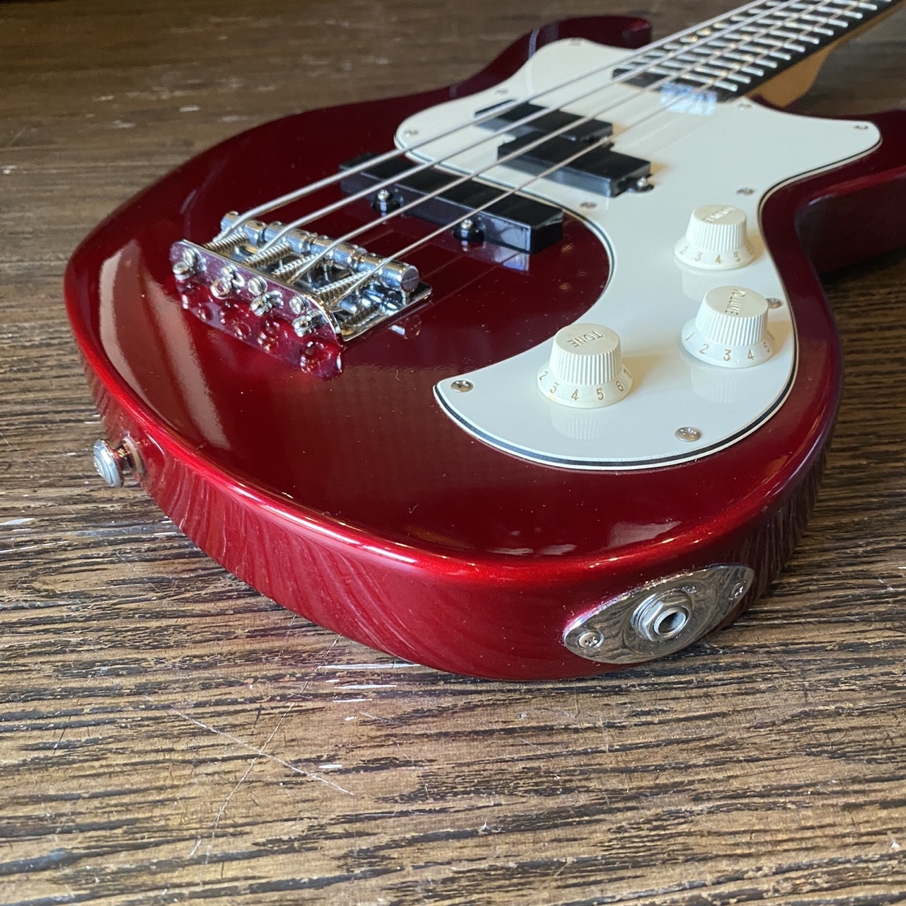プロも使用 Grass Roots エレキベース G-UT-46MS ミディアム GrassRoots G-UT-46MS Electric Bass(中古/送料無料)【楽器