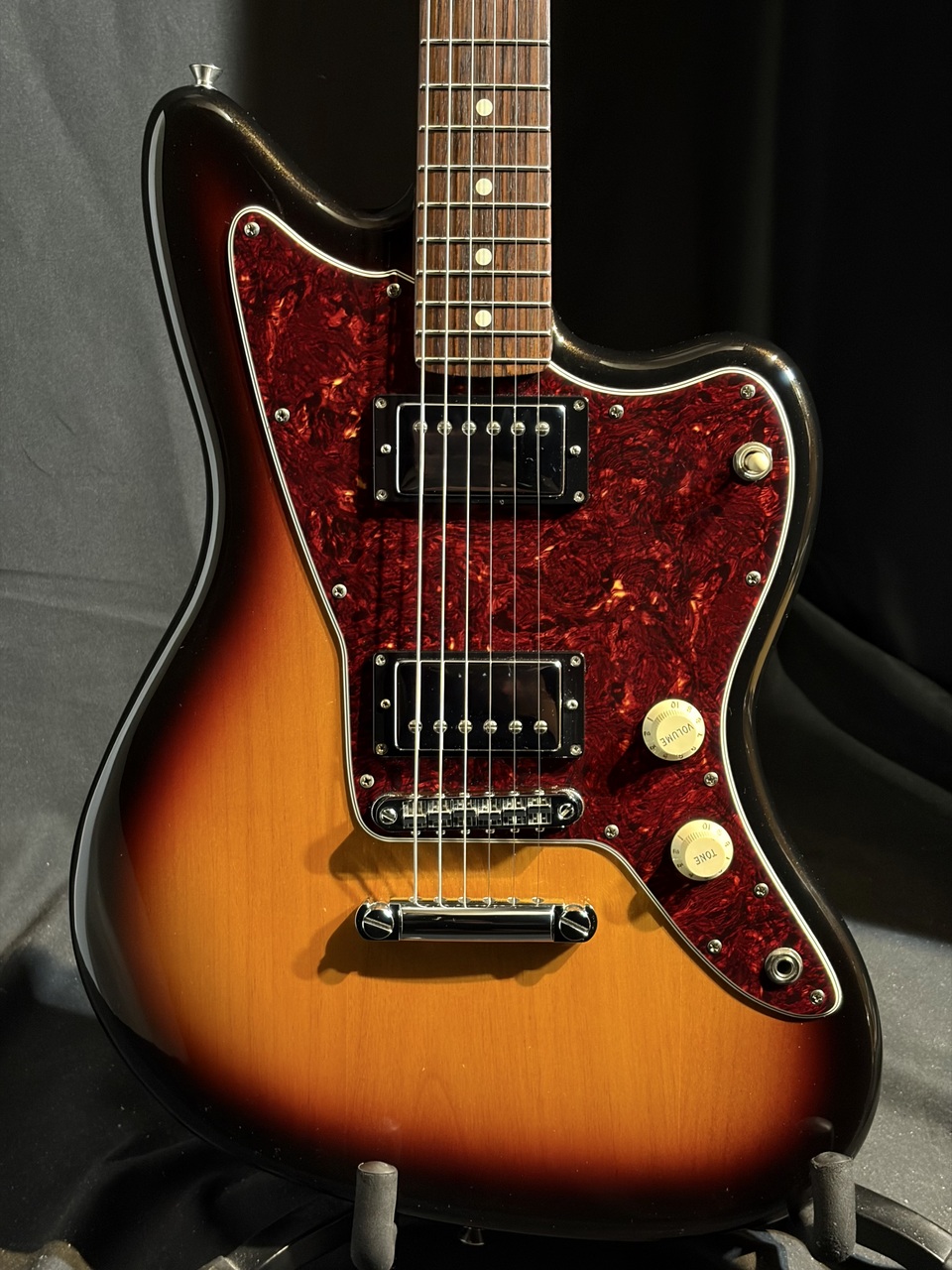 Fender Made in Japan Limited Adjusto-Matic Jazzmaster HH（中古