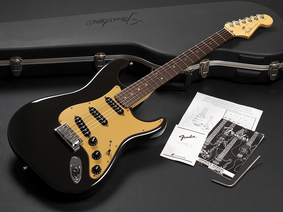【緊急値下げ】Fender USA 初期American Deluxeストラト Fender 50th Anniversary American Deluxe Stratocaster 2004年