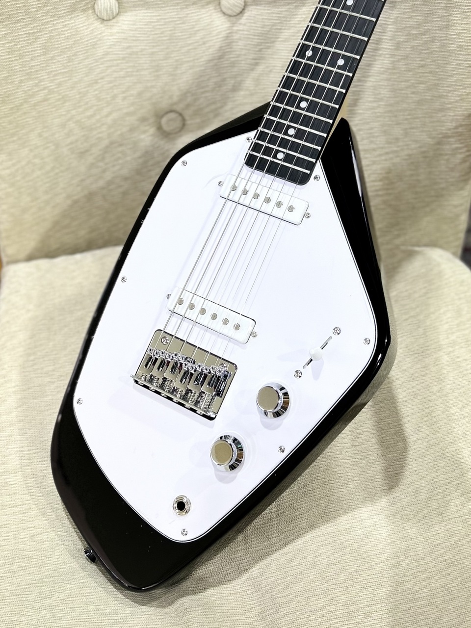 VOX MARK V MINI / MK 5 BK【新商品 Phantom型のミニギター。】（新品