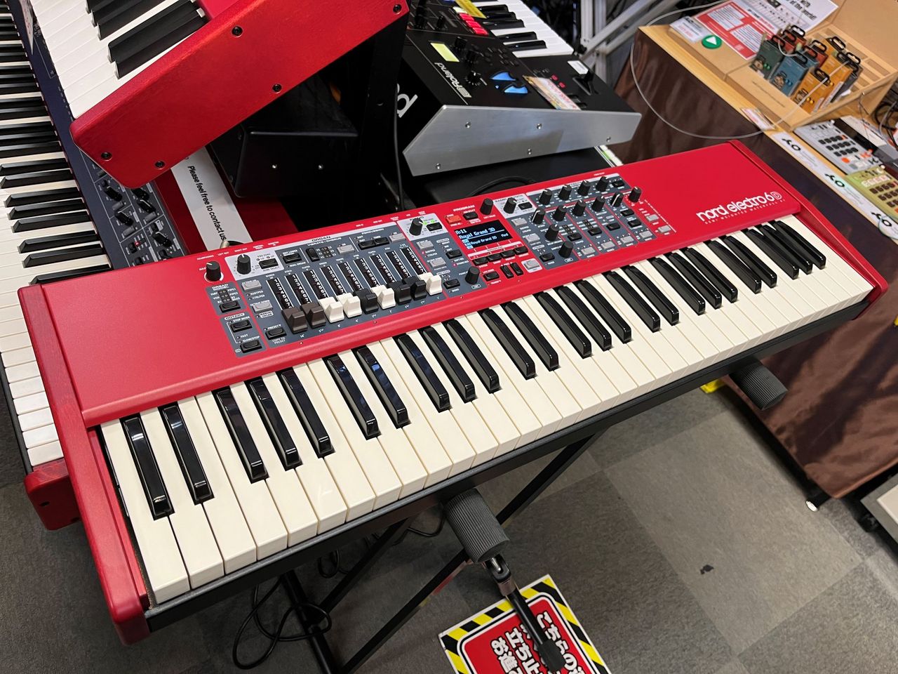 CLAVIA NORD ELECTRO6D 61【NORD純正ケース付】【中古】（中古