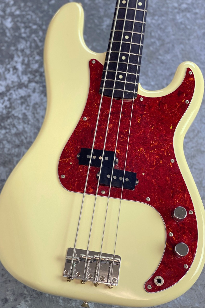 Fender Japan PB62-500 - Vintage White -【3.96kg】【1991年製