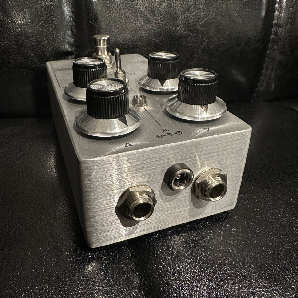 D*j様 【ほぼ新品】Cornerstone GRADIO 01.jpg