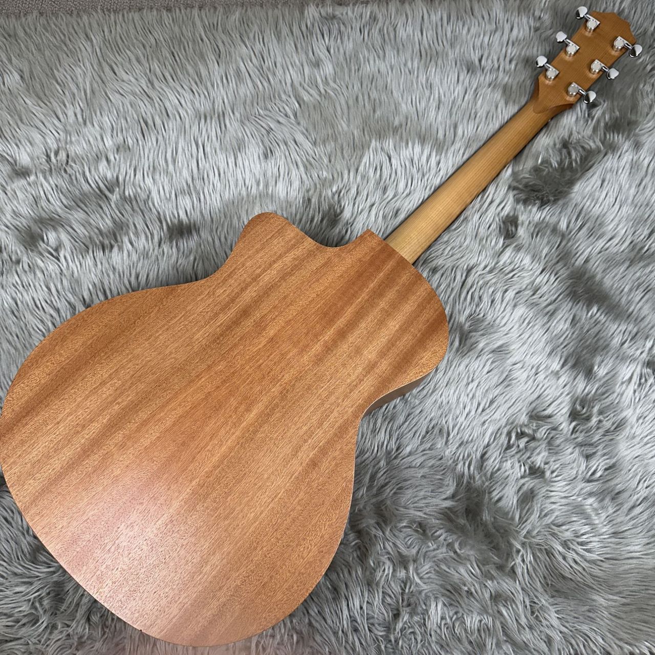 Taylor 【現物写真】24ce エレアコギター 2.03kg（新品/送料無料