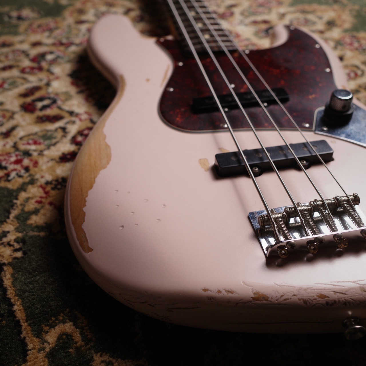 Fender Artist Series Flea Jazz Bass Roadworn ShellPink【USED 4.16  