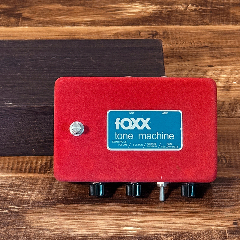 fOXX tone machine 復刻モデル Foxx Tone Machine Reissue Fuzz Demo - YouTube
