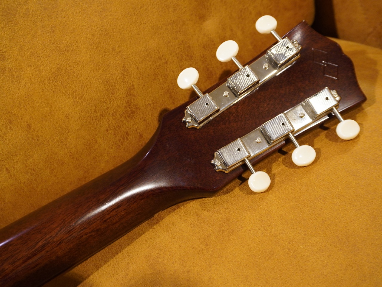 Epiphone Inspired by Gibson Custom Tamio Okuda J-45 Washed