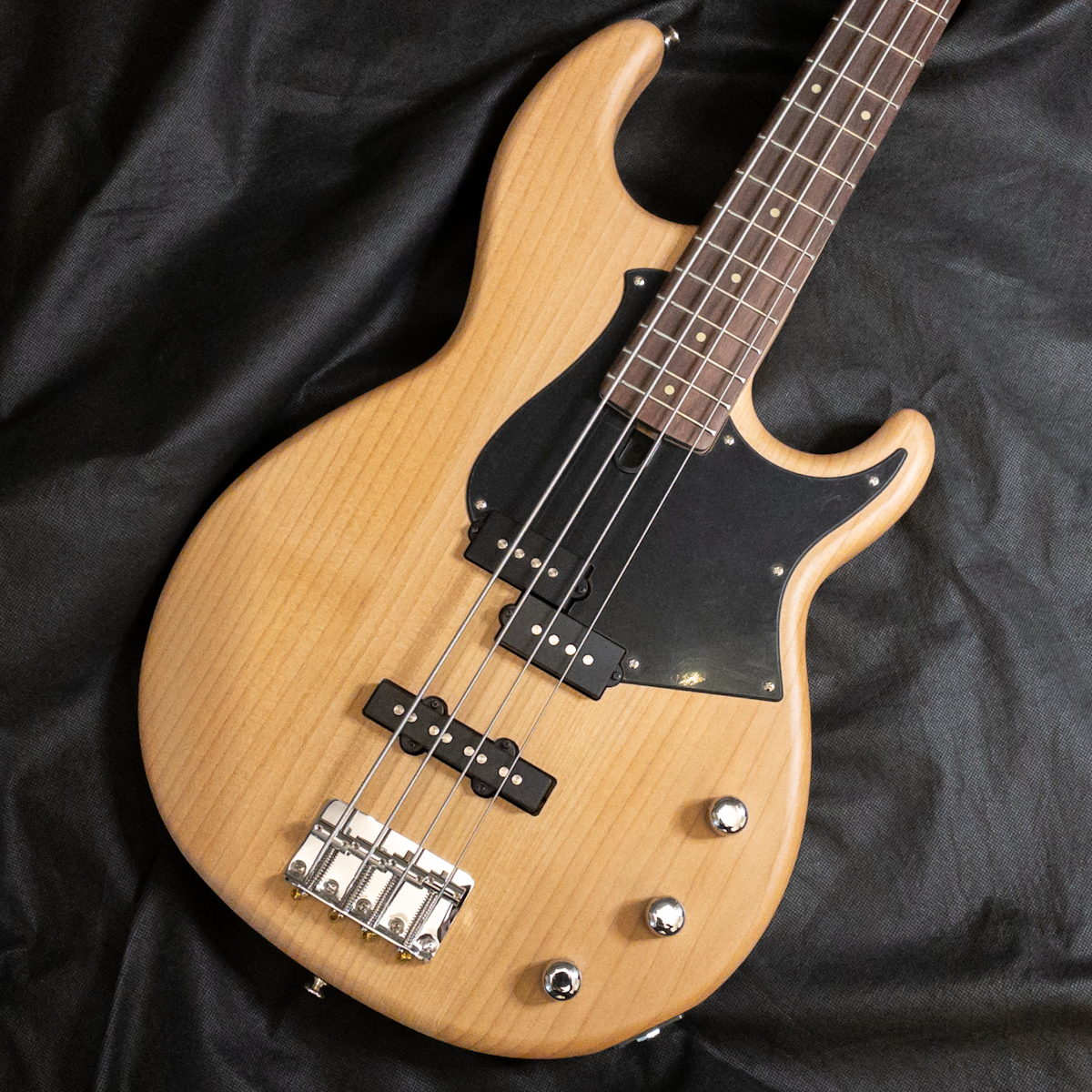 YAMAHA BB234 YNS イエローナチュラルサテン エレキベースオマケ付 YAMAHA BB234 YNS (イエローナチュラルサテン) エレキベース