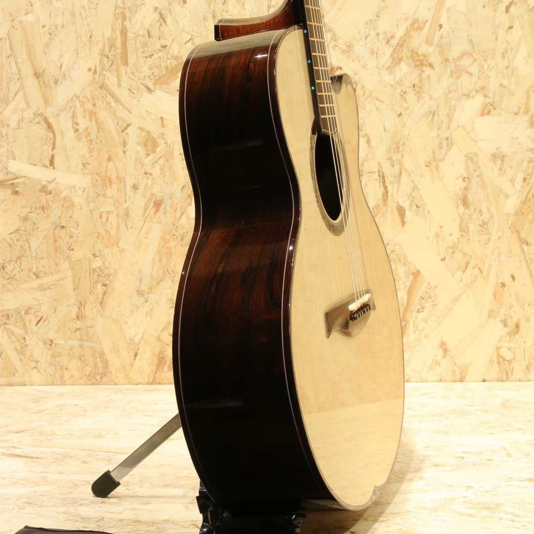 Water Road Guitars Deep Arte Cutaway Hokusai Inspired